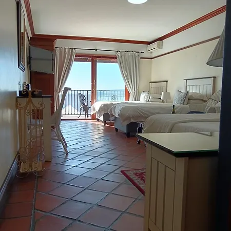 Berg En Zee Guesthouse Gordons Bay Exterior photo