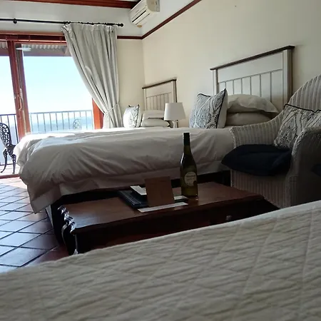Berg En Zee Guesthouse Gordons Bay Exterior photo