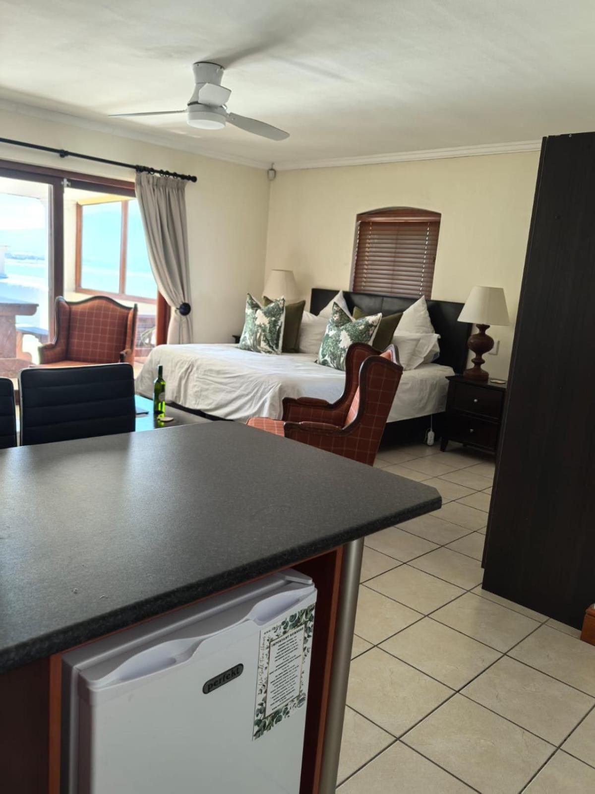 Berg En Zee Gasthof Gordonʼs Bay